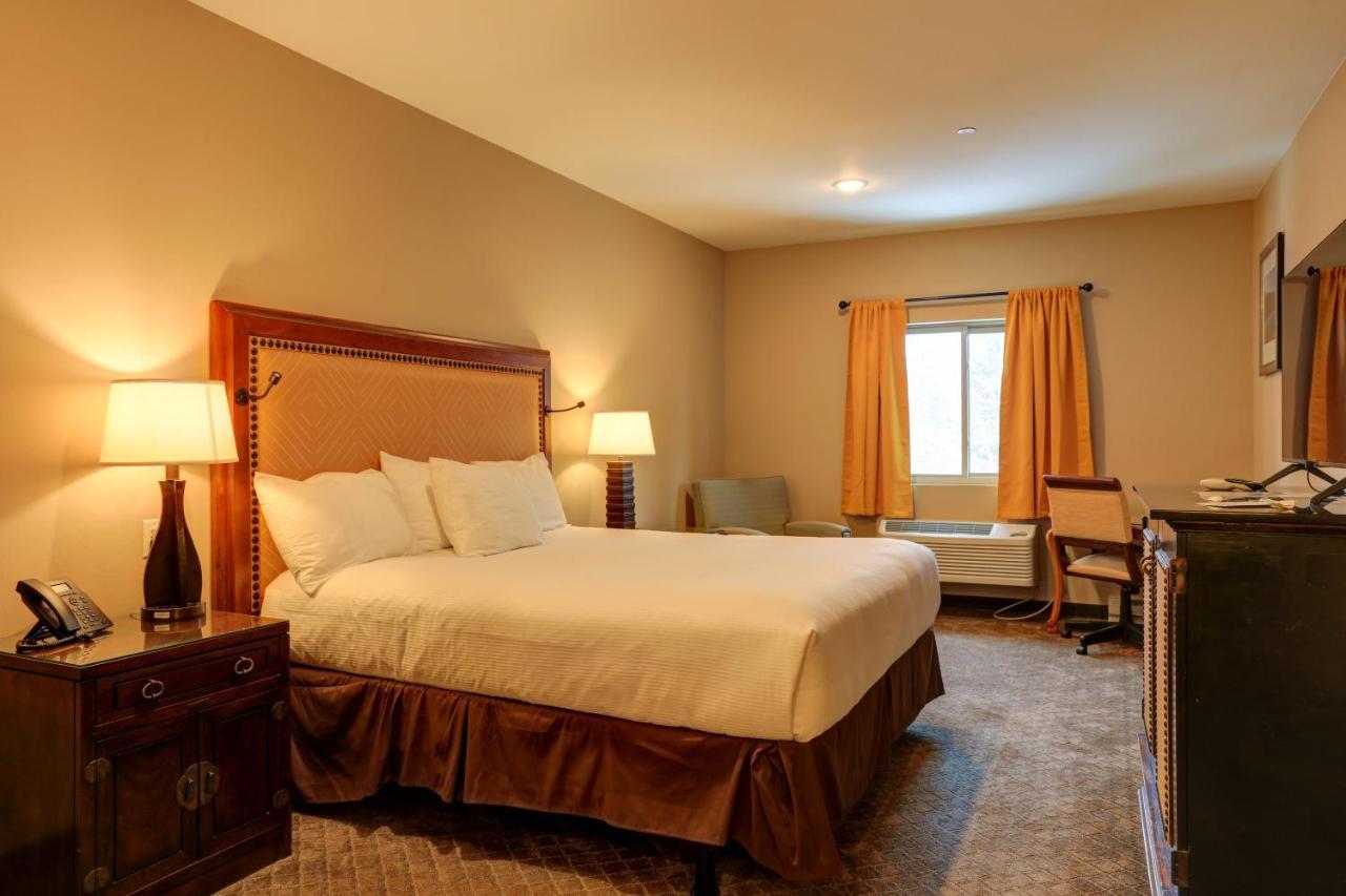 Wagon Wheel Hotel West Yellowstone Exterior foto